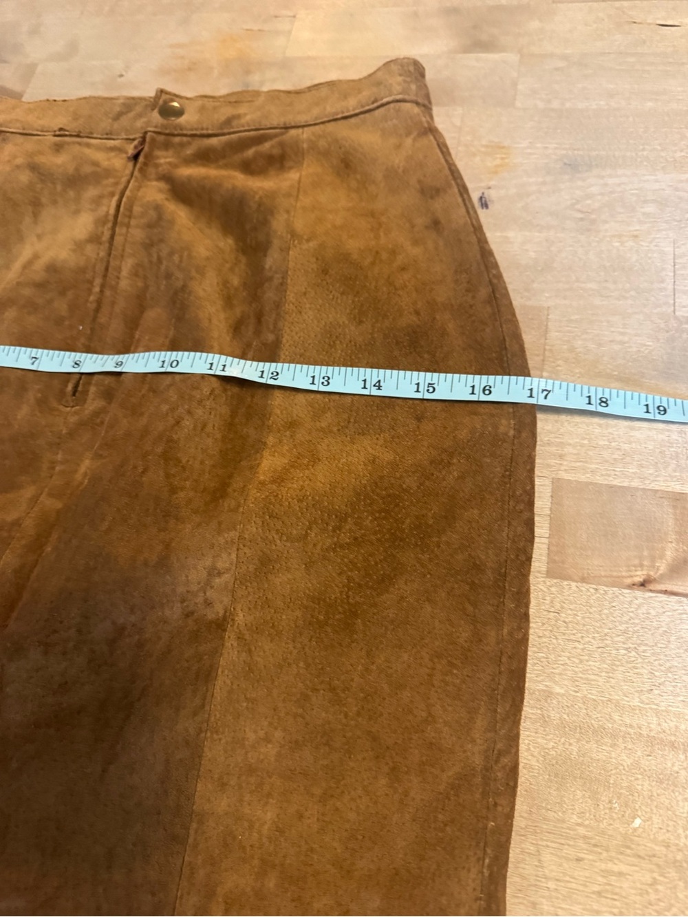 Vintage Don’t Stop camel Suede Pencil Skirt - Picture 7 of 8